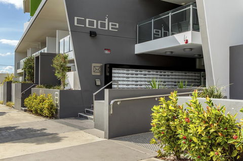 Code Apartments - Tourism Brisbane 14