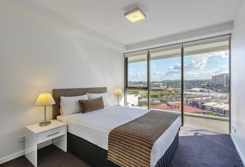 Code Apartments - Tourism Brisbane 4