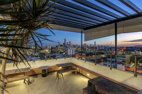 Code Apartments - Tourism Brisbane 2