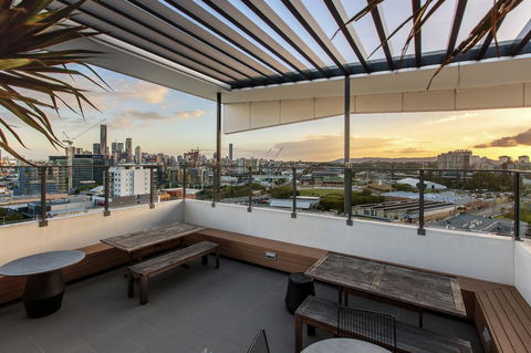 Code Apartments - Tourism Brisbane 16