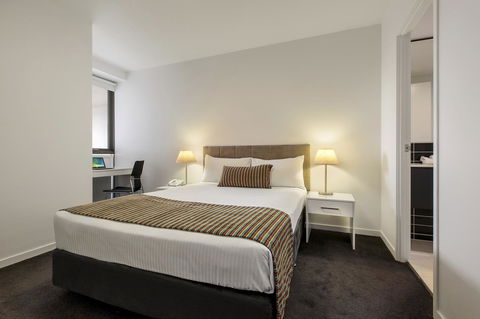 Code Apartments - Tourism Brisbane 9