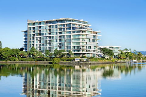 ULTIQA Freshwater Point Resort - Tourism Brisbane 21