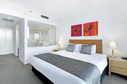ULTIQA Freshwater Point Resort - Tourism Brisbane 13
