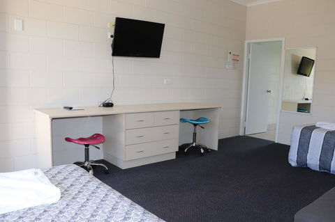 YAL Cairns - A Motel That Makes A Difference - Brisbane Tourism 21