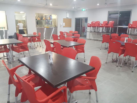 YAL Cairns - A Motel That Makes A Difference - Brisbane Tourism 9