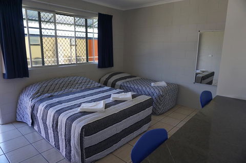 YAL Cairns - A Motel That Makes A Difference - Brisbane Tourism 30