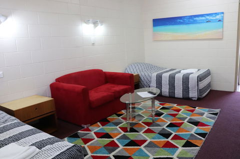 YAL Cairns - A Motel That Makes A Difference - Brisbane Tourism 18