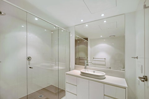 Number 1 H Residences - WiFi, Parking & More By Gold Coast Holidays - Tourism Brisbane 12