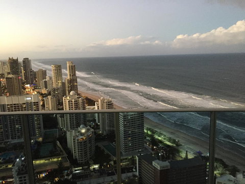Number 1 H Residences - WiFi, Parking & More By Gold Coast Holidays - Tourism Brisbane 23