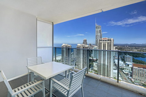 Number 1 H Residences - WiFi, Parking & More By Gold Coast Holidays - Tourism Brisbane 21