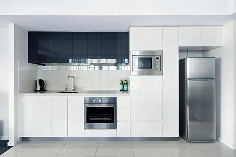 Number 1 H Residences - WiFi, Parking & More By Gold Coast Holidays - Tourism Brisbane 35