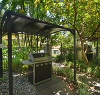 Seascape Holidays - Driftwood Mantaray - Brisbane Tourism