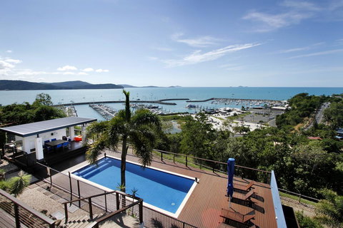Nautilus On The Hill - Airlie Beach - Brisbane Tourism 41