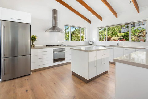 Nautilus On The Hill - Airlie Beach - Brisbane Tourism 27