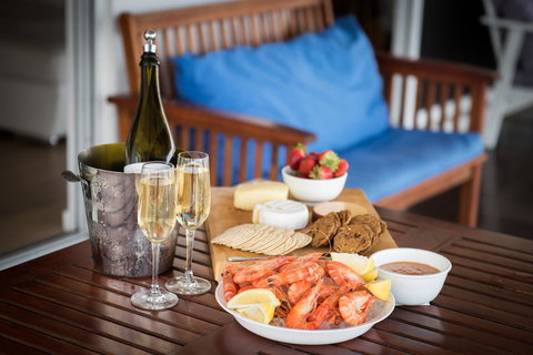 Nautilus On The Hill - Airlie Beach - Brisbane Tourism 15