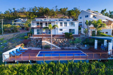 Nautilus On The Hill - Airlie Beach - Brisbane Tourism 18