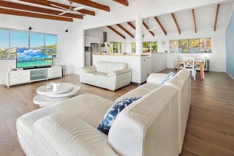 Nautilus On The Hill - Airlie Beach - Brisbane Tourism 29