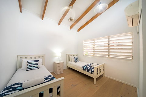 Nautilus On The Hill - Airlie Beach - Brisbane Tourism 11