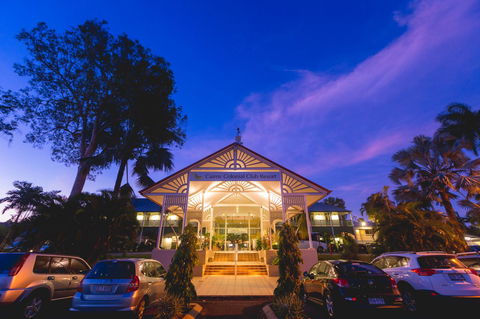 Cairns Colonial Club Resort - Brisbane Tourism 14