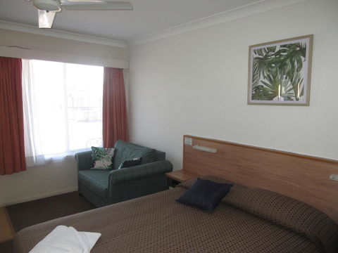 Riviera On Ruthven - Brisbane Tourism 10