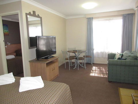 Riviera On Ruthven - Brisbane Tourism 16