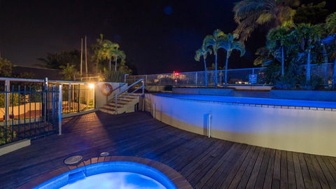 Sunshine Tower Hotel - Brisbane Tourism 12