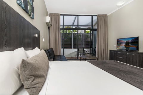 Sunshine Tower Hotel - Brisbane Tourism 18
