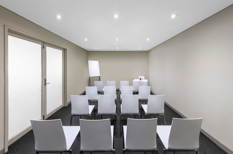 Mercure Brisbane Garden City - Brisbane Tourism 21