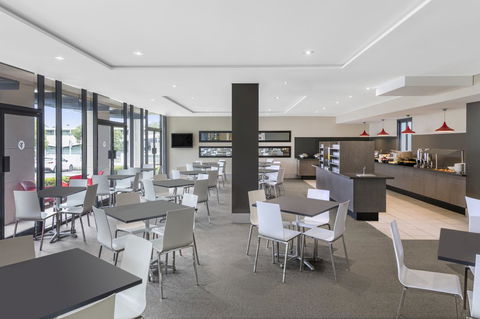 Mercure Brisbane Garden City - Brisbane Tourism 30