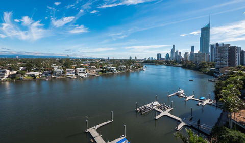 Surfers Hawaiian Holiday Apartments - Tourism Brisbane 9