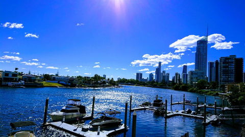 Surfers Hawaiian Holiday Apartments - Tourism Brisbane 0