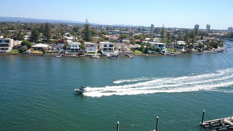 Surfers Hawaiian Holiday Apartments - Tourism Brisbane 14