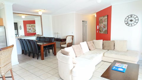 Surfers Hawaiian Holiday Apartments - Tourism Brisbane 23
