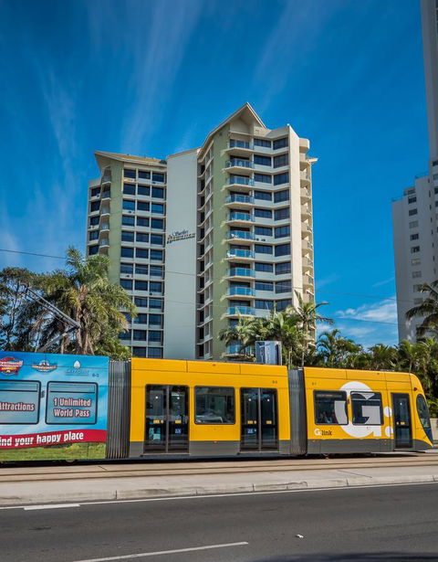 Surfers Hawaiian Holiday Apartments - Tourism Brisbane 17