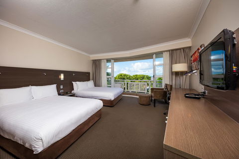 DoubleTree By Hilton Cairns - Brisbane Tourism 30