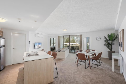 Wings Resort, Apartments And 2 Story Penthouses - We Accommodate - Tourism Brisbane 10