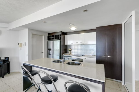 Wings Resort, Apartments And 2 Story Penthouses - We Accommodate - Tourism Brisbane 36