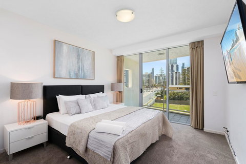 Wings Resort, Apartments And 2 Story Penthouses - We Accommodate - Tourism Brisbane 8