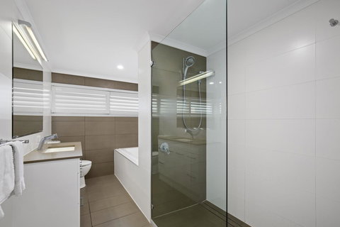 Narrowneck Court Holiday Apartments - Tourism Brisbane 19