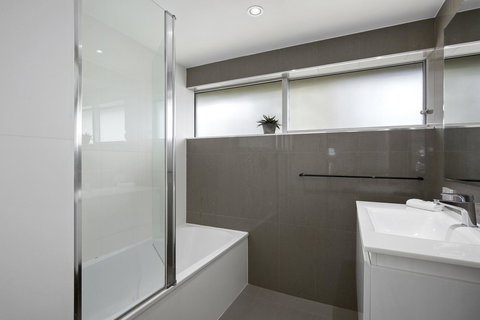 Narrowneck Court Holiday Apartments - Tourism Brisbane 9