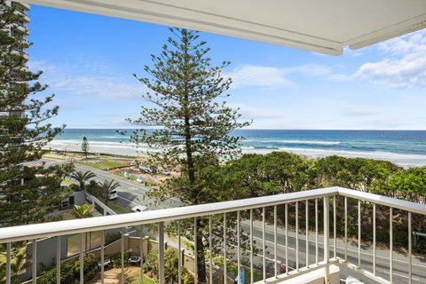 Narrowneck Court Holiday Apartments - Tourism Brisbane 1