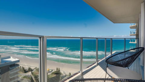 Hi Surf Beachfront Resort Apartments - Tourism Brisbane 0