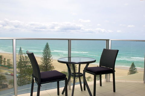 Hi Surf Beachfront Resort Apartments - Tourism Brisbane 12