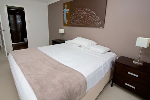 Hi Surf Beachfront Resort Apartments - Tourism Brisbane 44