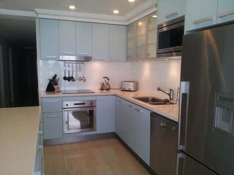 Hi Surf Beachfront Resort Apartments - Tourism Brisbane 4