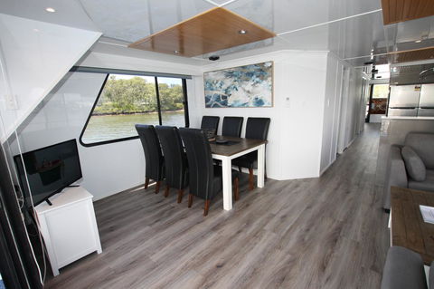 Coomera Houseboats - Tourism Brisbane 36
