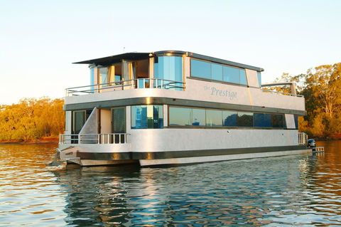 Coomera Houseboats - Tourism Brisbane 0