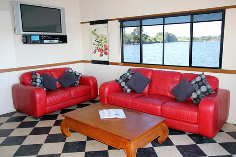 Coomera Houseboats - Tourism Brisbane 17