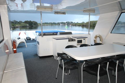 Coomera Houseboats - Tourism Brisbane 26
