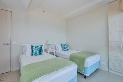 The Waterford On Main Beach - Tourism Brisbane 34